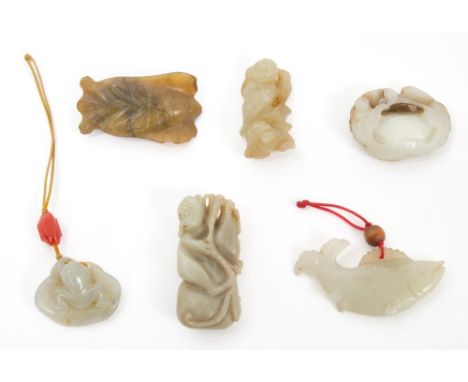 Group of Chinese jade or hardstone carvings including a russet jade pendant modelled as a cicada, 5cm long, carp pendant, ano