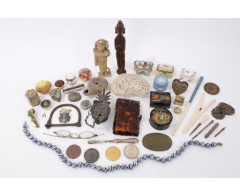 Miscellaneous works of art to include Roman terracotta oil lamp, Indian alabaster statuette, silver and other lidded boxes, f