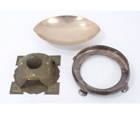 Small white metal stand of circular form, on four spread applied bracket feet with exposed rivets, stamped to underside BGH (