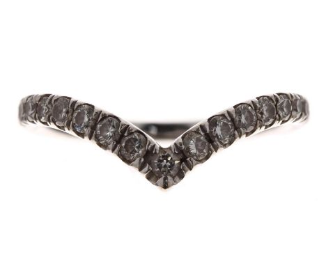 18ct white gold wishbone design diamond ring, round brilliant-cuts, 2.8gm, ring size N 