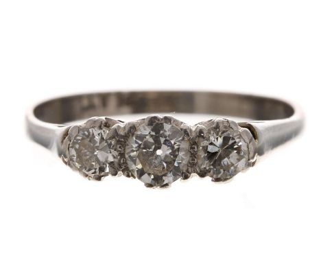 Platinum three stone diamond ring, round brilliant-cuts, 0.40ct approx in total, width 4.5mm, 2.3gm, ring size M 