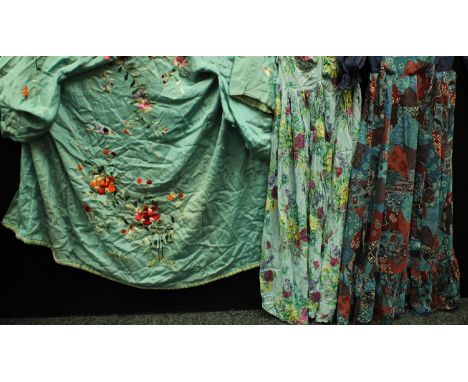 Textiles - vintage clothing including Chinese embroidered kimono, decorated with birds and flowers; a 1940s floral dress, met