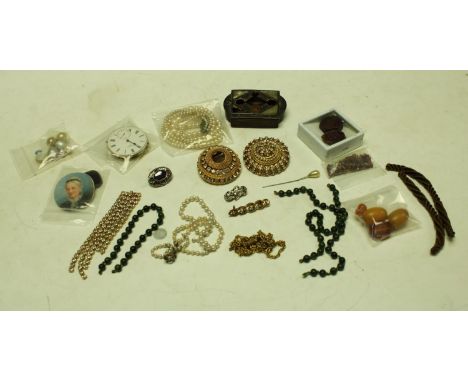 Watches &amp; Jewellery - a hematite and silver oval brooch;  others, gilt, yellow metal; mottled jade green bead necklace se