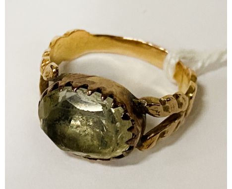 YELLOW GOLD &amp; CITRINE RING