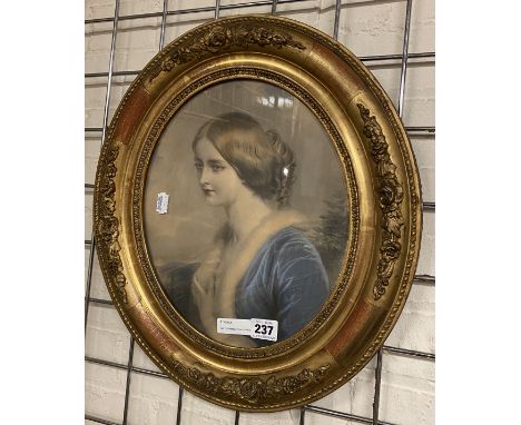 GILT FRAMED OVAL PORTRAIT - 43 X 38 CMS