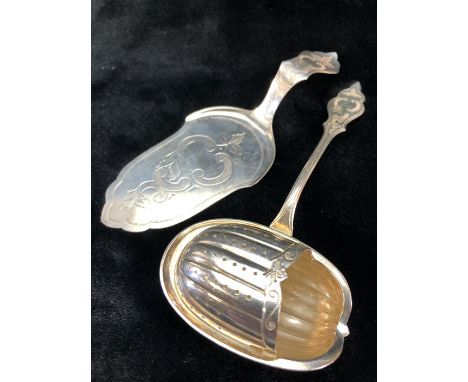 Rare continental silver sugar sifter spoon in the shape of a Walnut marked "K-90" and a small cake slice with the same hallma