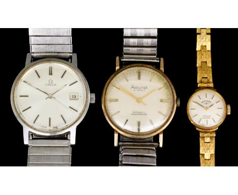 A gentleman's Omega wristwatch, the silvered dial with numeral batons and sweep second hand, in stainless steel case, 36mm di