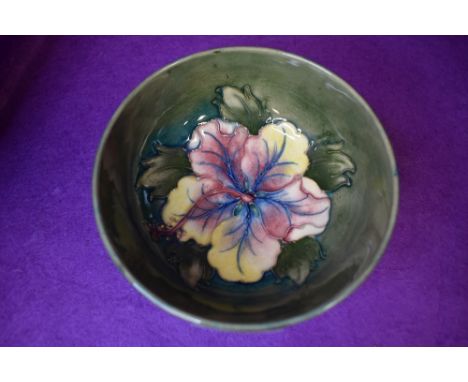 A vintage Moorcroft Hibiscus footed bowl,around 1950s.