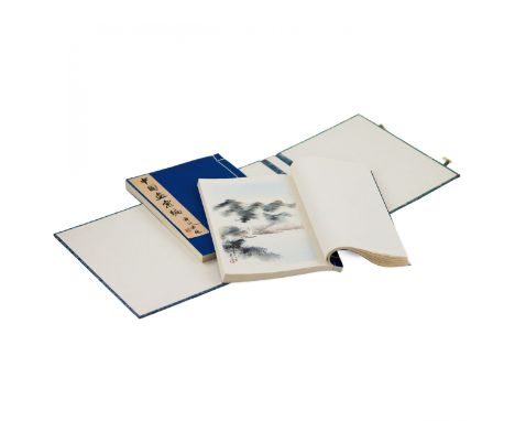  Collection of Chinese paintings by Guo-Hua, edited by Guo Mozhuo. In 1957, Guo Mozhuo compiled two collections of guo-hua pa