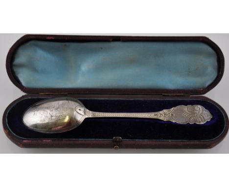 A cased Victorian silver spoon hallmarked Glasgow 1877 William Coghill