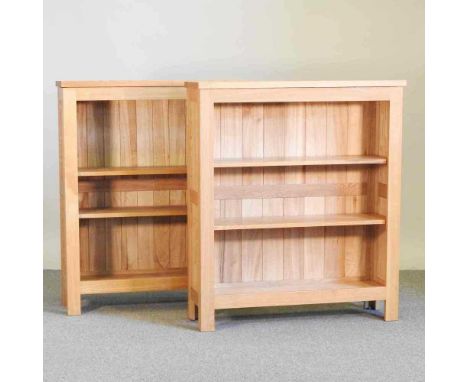 A modern light oak dwarf bookcase, together with another similar (2)95w x 30d x 110h cm 