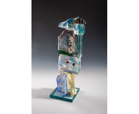 ''Le Renard'' Jean-Paul van Lith, 1992 Farblose Glasbrocken, Flachglas, partiell formgeschmolzen, gebrochen, gesägt, geschlif