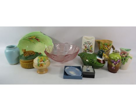 Mixed Vintage ceramics including carltonware, sylvac, Royal Winton etc.