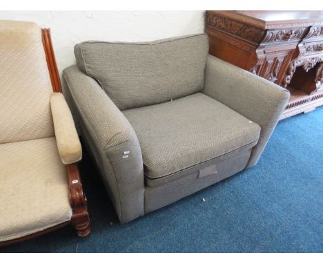 Pull out single sofa chair in good order. See photos. 