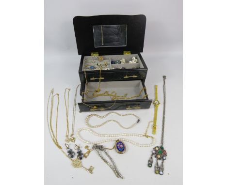 Jewellery box and costume jewellery contents including a rolled gold enamel faced locket.