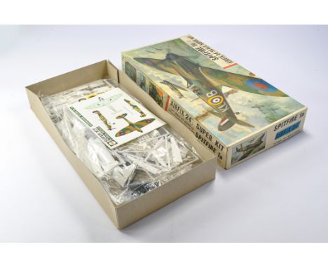 Airfix 1/24 plastic model aircraft kit comprising Spitfire 1a. Kit is complete and unstarted. 
