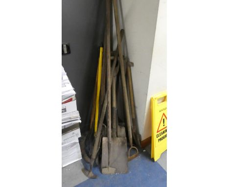 A Collection of Various Vintage Wooden Handled Garden Tools 