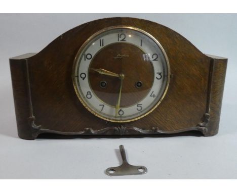 A Mid 20th Century Oak Cased Mantle Clock by Junghans, 40cm Wide 