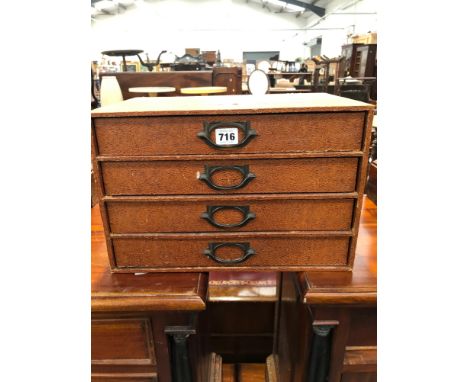 A FAUX LEATHER FOUR DRAWER OFFICE TABLE TOP CHEST, AN ANGLE POISE LAMP AND A STUDIO POTTERY TABLE LAMP