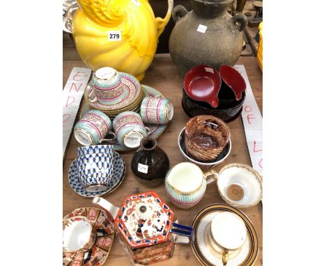 SPODE, WORCESTER AND OTHER COFFEE CUPS AND SAUCERS, JAPANESE LACQUER AND A YELLOW JUG