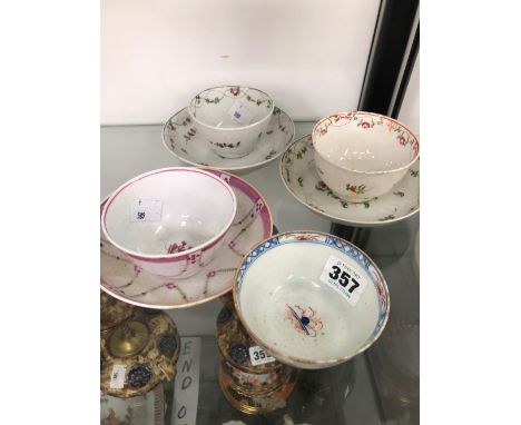 THREE TEA BOWLS AND SAUCERS OF NEW HALL TYPE TOGETHER WITH A LOWESTOFT REDGRAVE PATTERN TEA BOWL