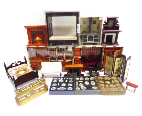 ASSORTED 1/12 SCALE DOLL'S HOUSE FURNITURE &amp; ACCESSORIES  including lighting.