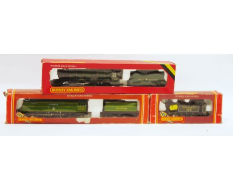 Three boxed Hornby 00 gauge locomotives to include R.374 SR Battle of Britain loco 'Spitfire', R.078 G.W.R. 4-6-0 King Edward