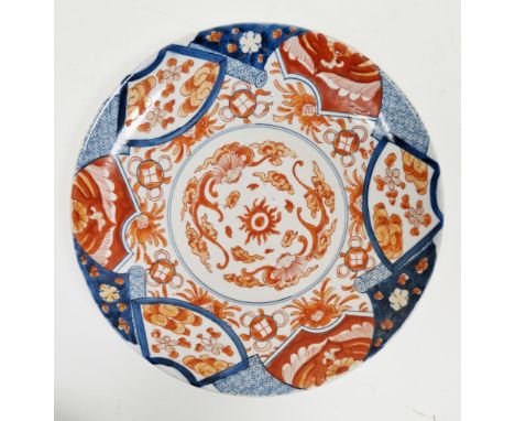 Imari charger, late 19th/20th century, painted with fan-shaped cartouches centring two stylised bats and a flaming pearl amon
