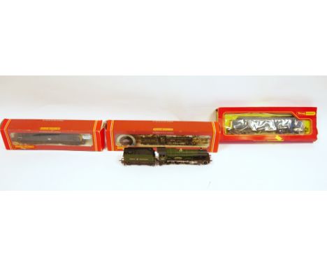 Three boxed 00 Hornby Railways Locomotives to include R.313 GWR Hall Class Loco 'Hagley Hall', R.326 25 241 locomotive and R5