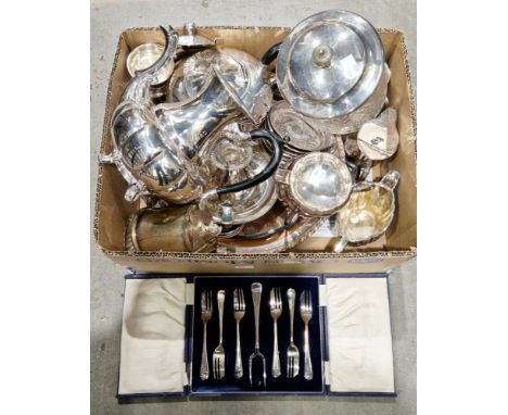 Collection silver-plate, including: two cased sets of 6 cake forks, a Marlboro plate part tea and coffee service in the Georg