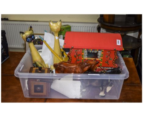 Box of Collectables comprising travelling caravan and shire horse, two Jema Holland Siamese Cats etc