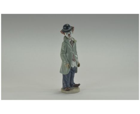Lladro Figure "Circus Sam" Model number 5472, Issued 5472, height 8.5" inches. Mint condition boxed. 