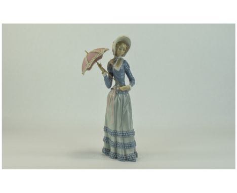 Lladro Tall Figure ' Aranjuez Little Lady ' Model Num 4879. Issued 1974 - 1996. Height 12.25 Inches, Excellent Condition. 