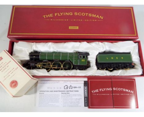 Hornby - a Millennium Limited Edition OO gauge boxed model Flying Scotsman class A3 LNER 4-6-2 with tender # R2146, appears m