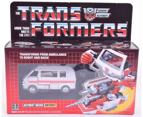 Boxed Hasbro G1 Transformers Autobot Medic ‘Ratchet’ 1984 issue, transforms from ambulance to robot and back in mint boxed co