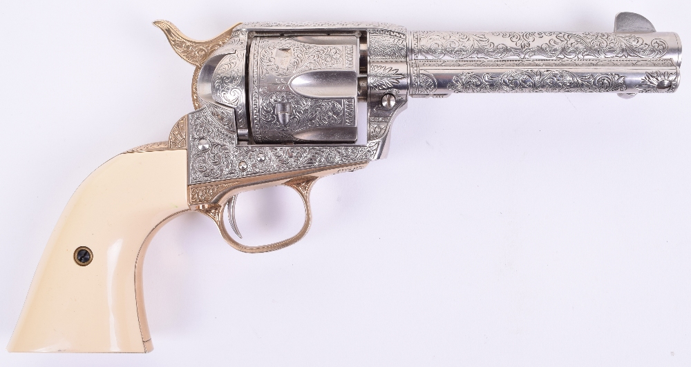 Franklin Mint John Wayne Colt 45 Commemorative Replica Revolver Model