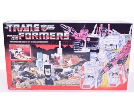 Boxed Hasbro G1 Transformers Autobot Battle Station ‘Metroplex’ 1985 issue, transforms from robot to city to battle station a