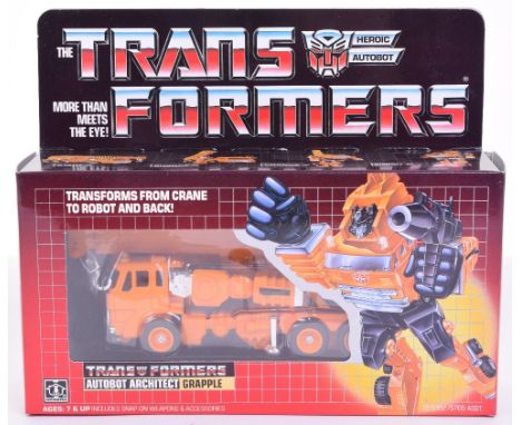 Boxed Hasbro G1 Transformers Autobot Architect ‘Grapple’ 1985 issue, transforms from crane to robot and back in mint boxed co