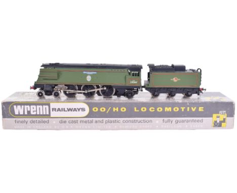 Scarce Wrenn OO Gauge  W2277 Locomotive and Tender, Streamlined Battle of Britain class “Spitfire” in BR green 4-6-2 No. 3406