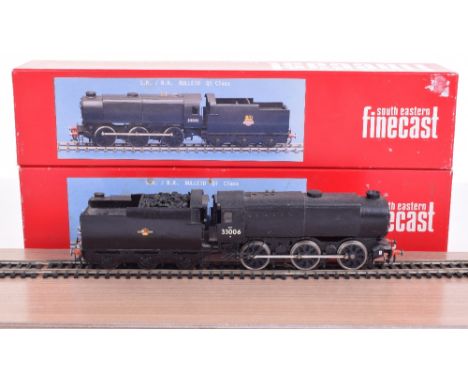 South Eastern Finecast 4mm scale SR Bullied Q1 class metal locomotive, one constructed 0-6-0 locomotive and tender, black liv