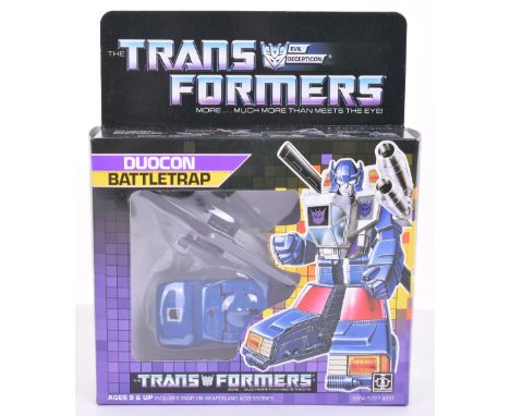 Boxed Hasbro G1 Transformers Duocon ‘Battletrap’ 1986 issue, just combine the jeep & helicopter and they spring into a devast