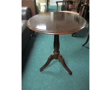 A PAIR OF MAHOGANY OCCASIONAL TABLES each with a circular moulded top above a baluster column on tripod support 73cm (h) x 50