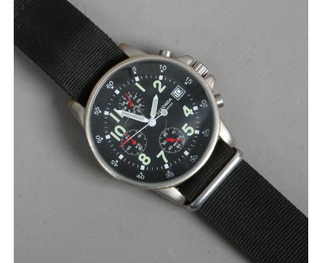 A gentlemans Sekonda quartz chronograph wristwatch.
