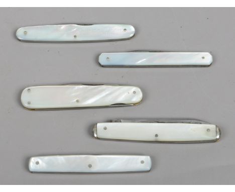 Five multi blade folding pocket knives with mother of pearl scales including Lockwood etc.