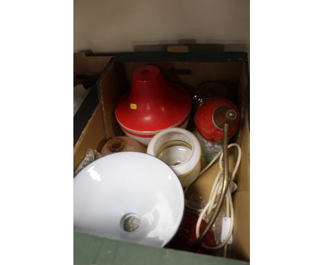 A TRAY OF RETRO LIGHT SHADES, VINTAGE LAMP ETC.
