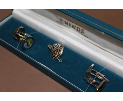THREE PAIRS OF NOVELTY CUFFLINKS 