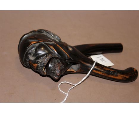 A BLACK FOREST NUTCRACKER IN THE FORM OF AN ARAB GENTLEMAN, H 19.25 cm