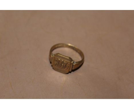 A GENTS 9 CT GOLD SIGNET RING