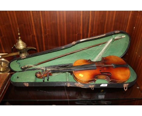 A CASED VINTAGE CHRISTIAN MEIFEL VIOLIN AND BOW 