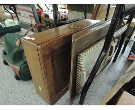 A selection of vintage treen and wooden items including tray and lidded box